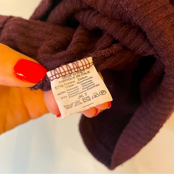 Rich Plum Brandy Melville Cropped Tank- One Size - Picture 3 of 4